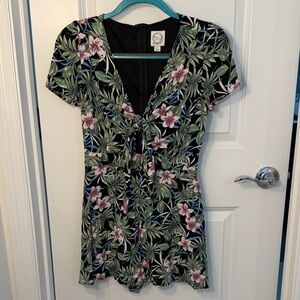Floral Print Short Sleeve Romper